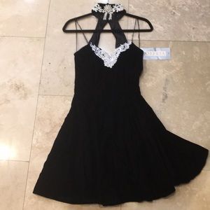 Nwt bodice prom dress with choker. Sell price $120